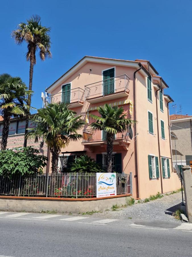 Palm House Apartment Albenga Ngoại thất bức ảnh